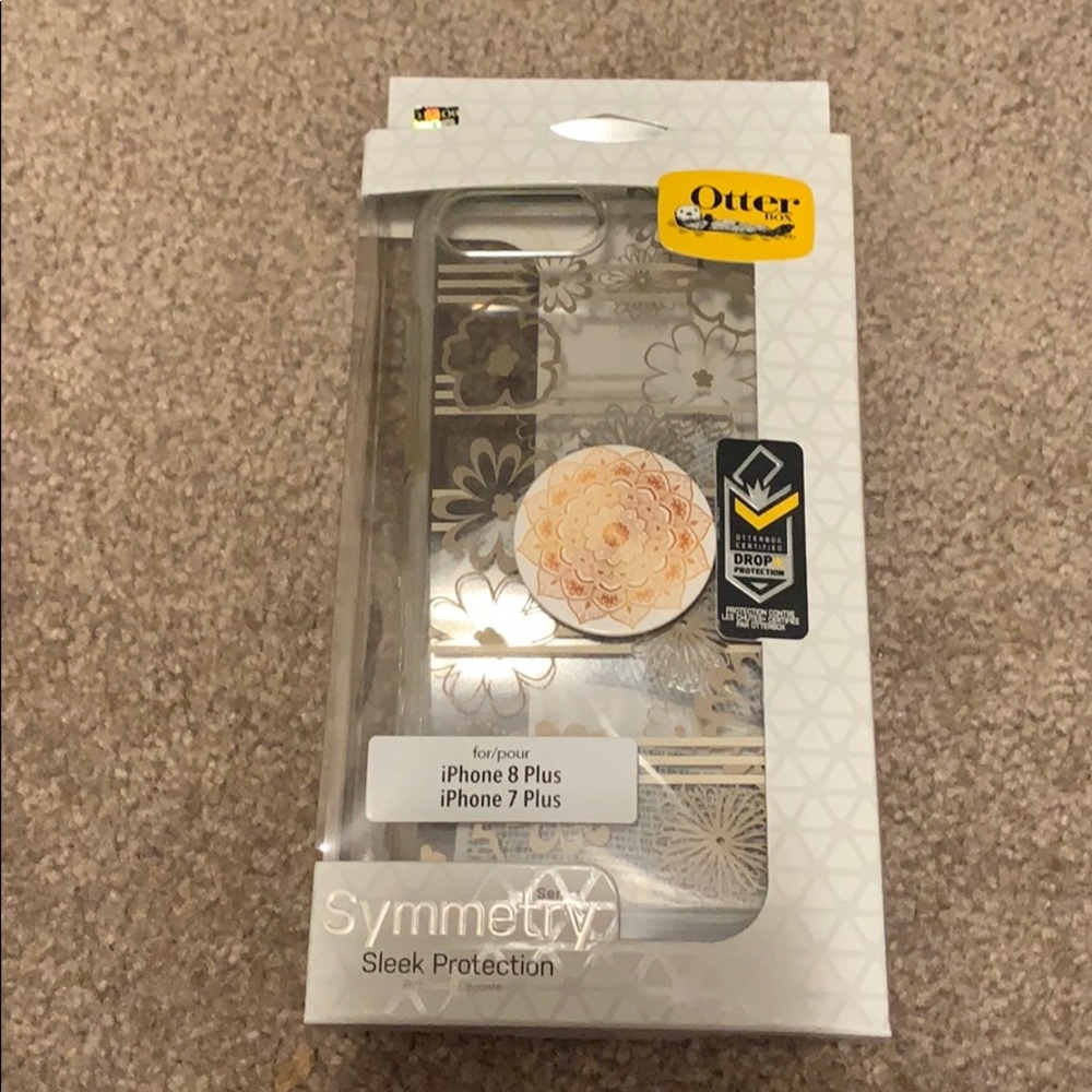 iPhone 7/8 Plus otter box phone case w/pop socket